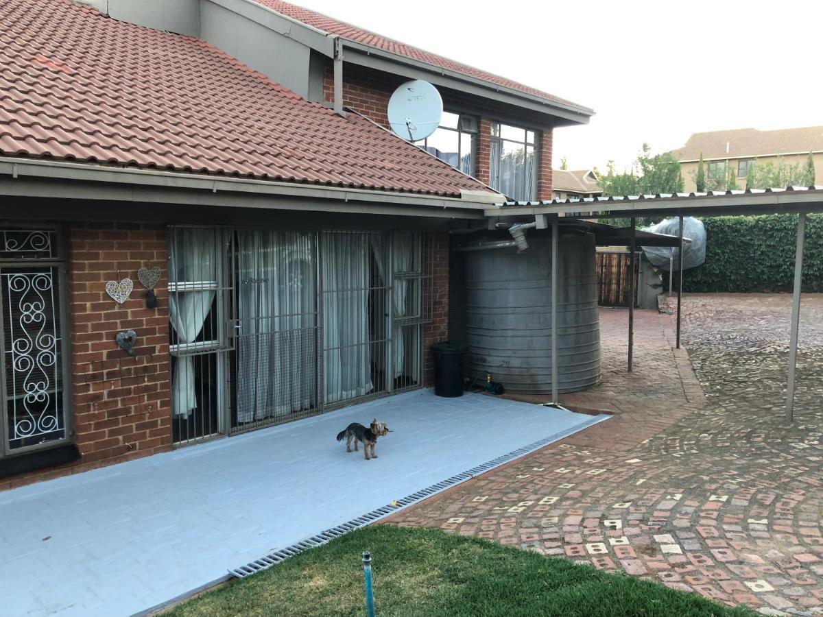 Juds@23 Daire Bloemfontein Dış mekan fotoğraf